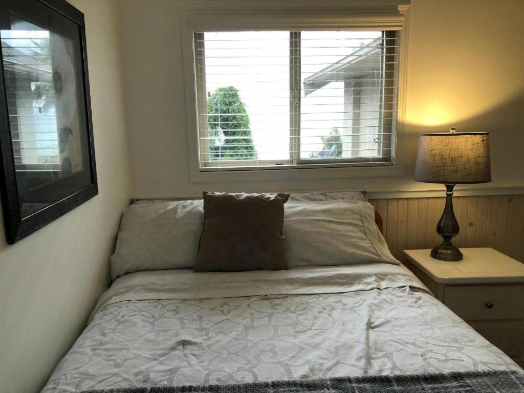 Qualicum Breeze Beach Resort Bowser Bagian luar foto