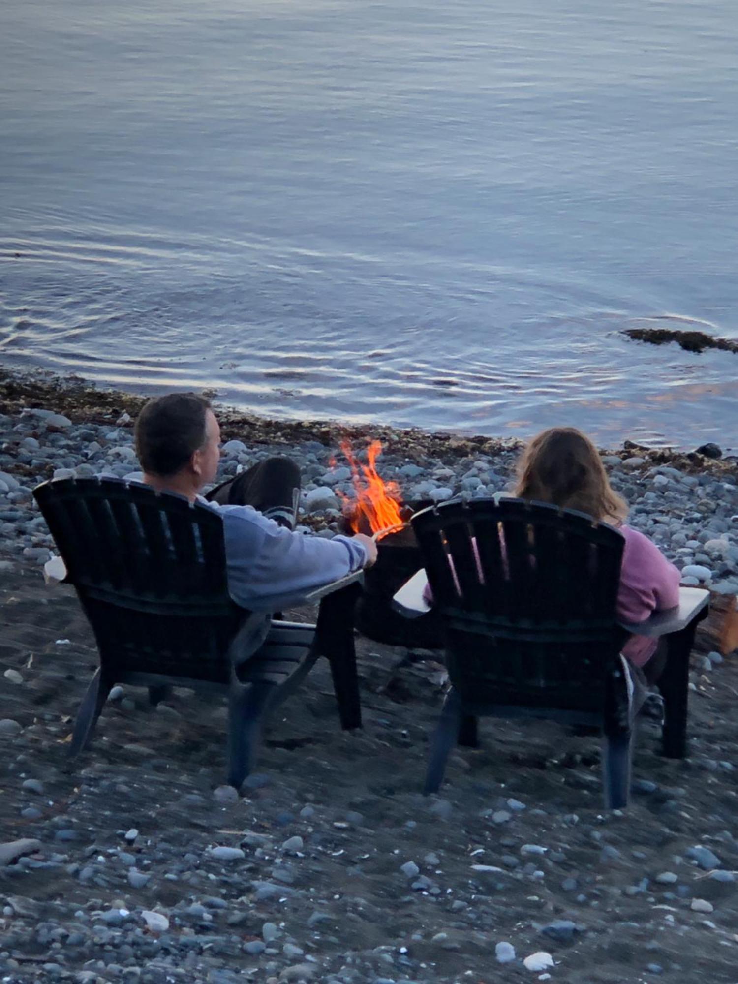 Qualicum Breeze Beach Resort Bowser Bagian luar foto