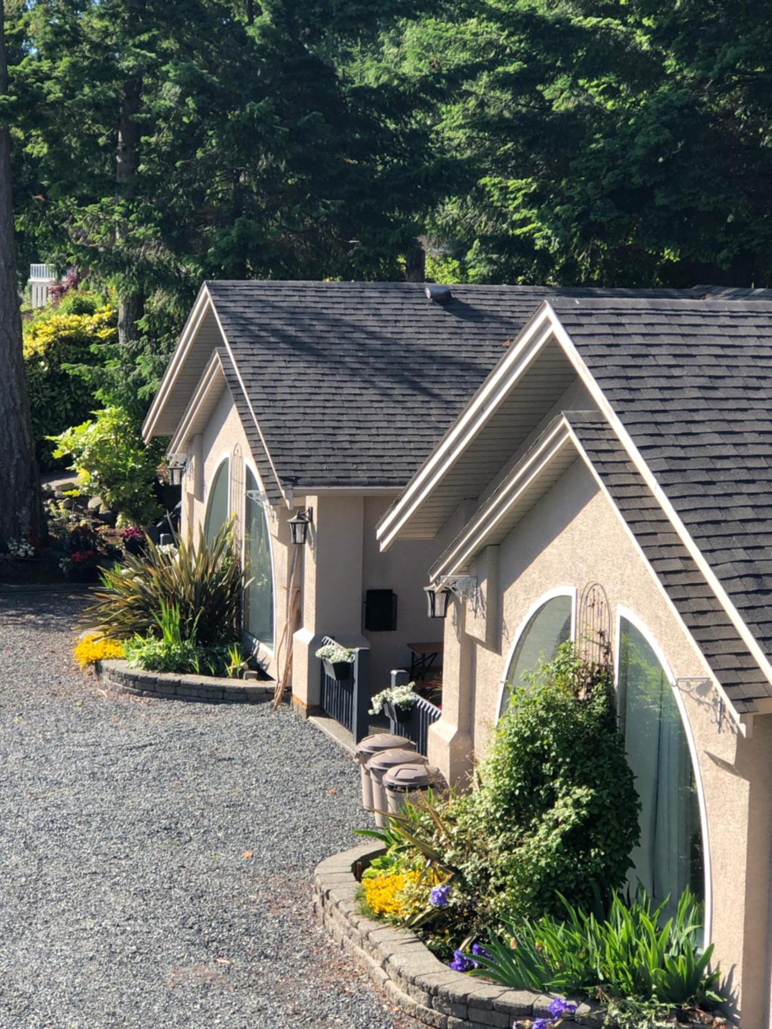 Qualicum Breeze Beach Resort Bowser Bagian luar foto